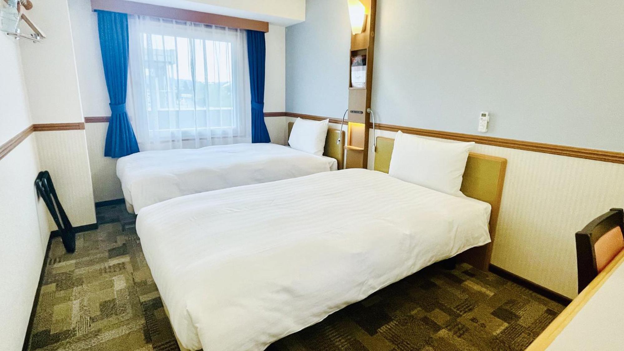 Toyoko Inn Higashi Hiroshima Ekimae Exterior photo