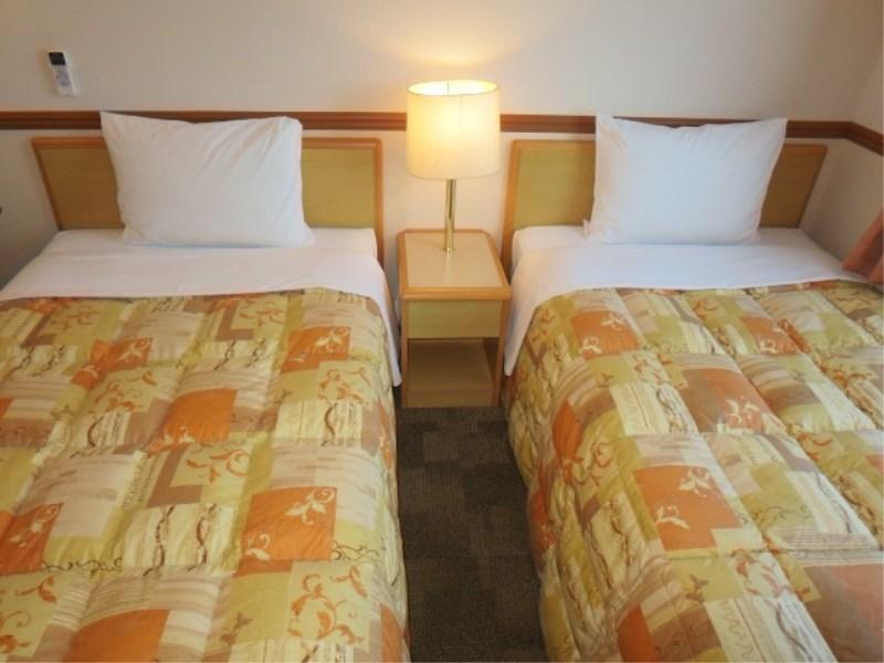 Toyoko Inn Higashi Hiroshima Ekimae Exterior photo